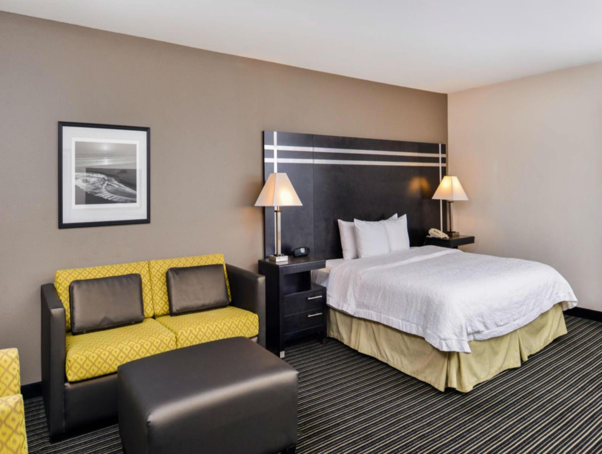 ハンプトン イン ＆ スイーツ サンフランシスコ バーリンゲーム エアポート サウス 写真