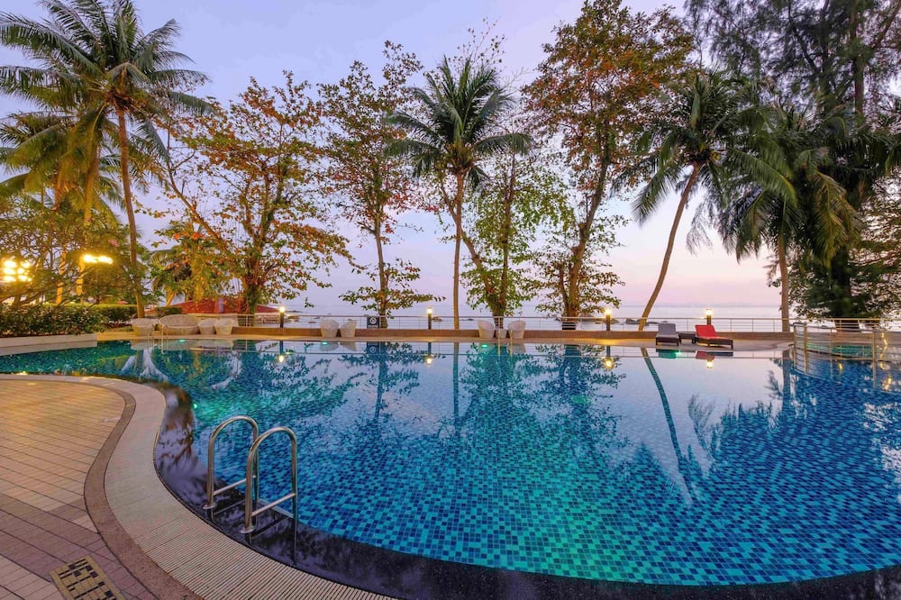 メルキュール ペナン ビーチ 写真