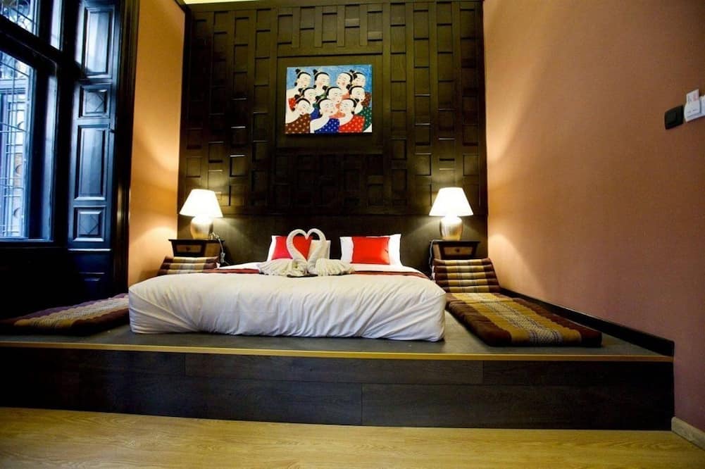 アンドラーシ タイ ホテル 写真