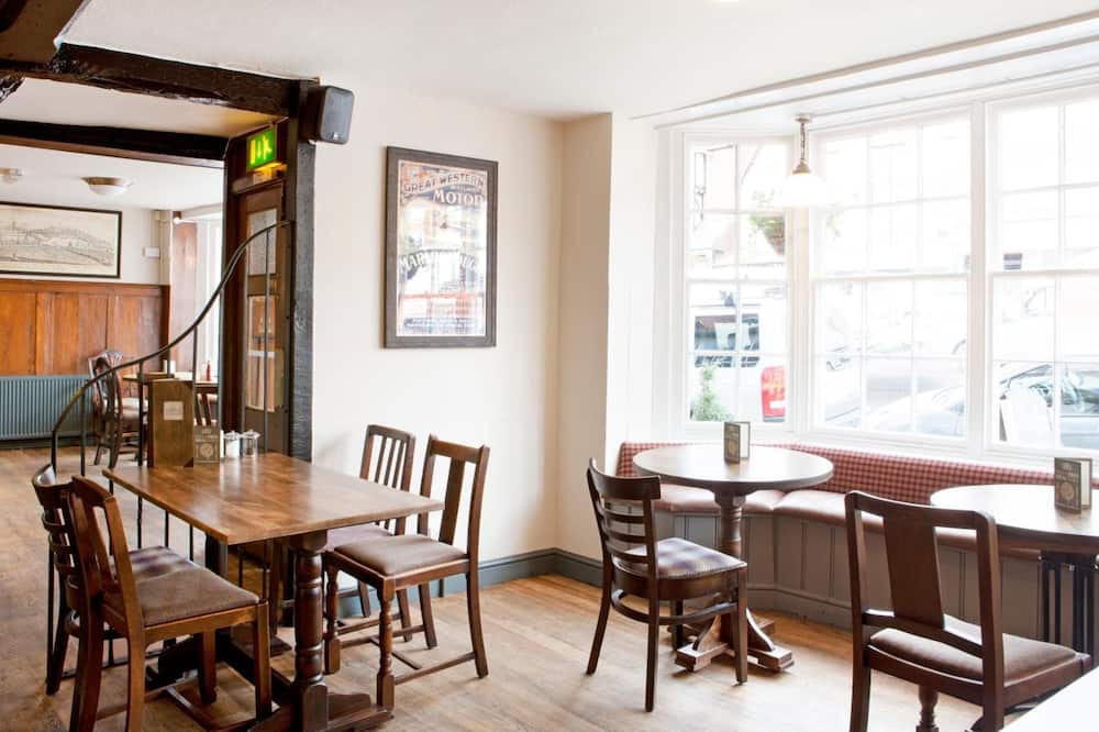 ザ グリーン ドラゴン 写真