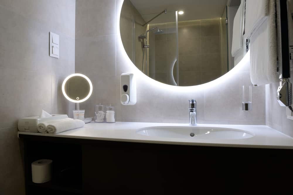 プレミア ホテル ミシュコルツ 写真