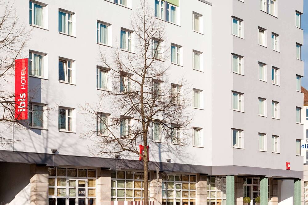 イビス ニュルンベルク シティ アム プレルラー 写真