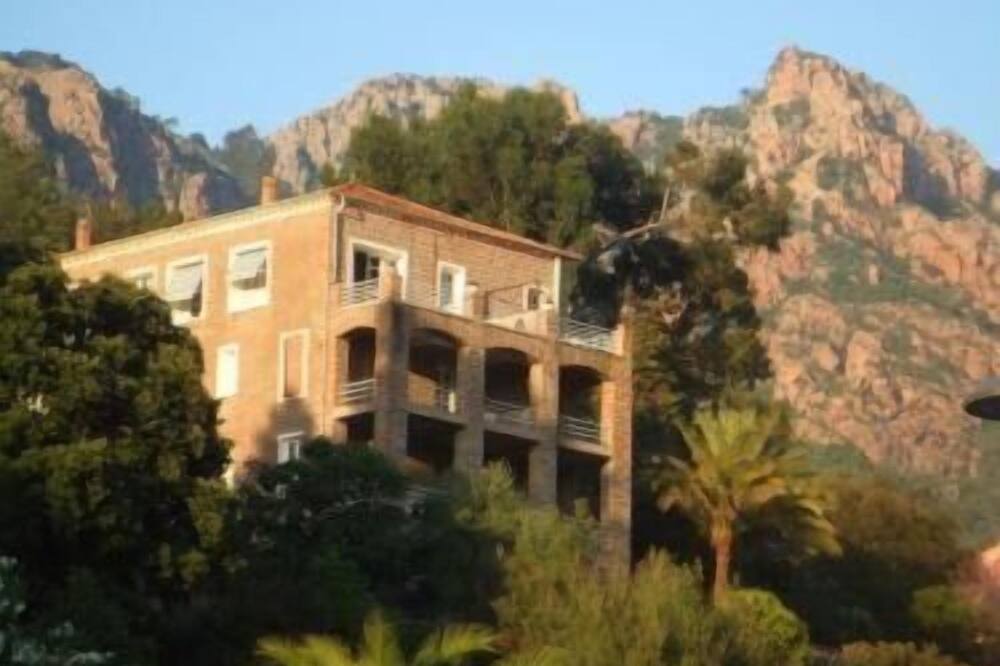 ホテル コロンボ 写真