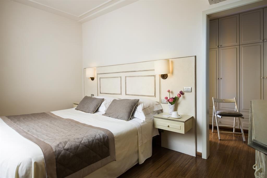 ホテル アート アトリエ 写真