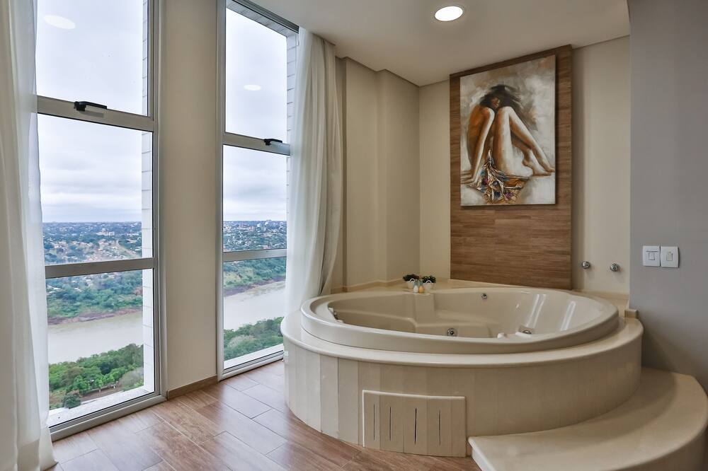 ウィンダム ゴールデン フォス スイーツ 写真