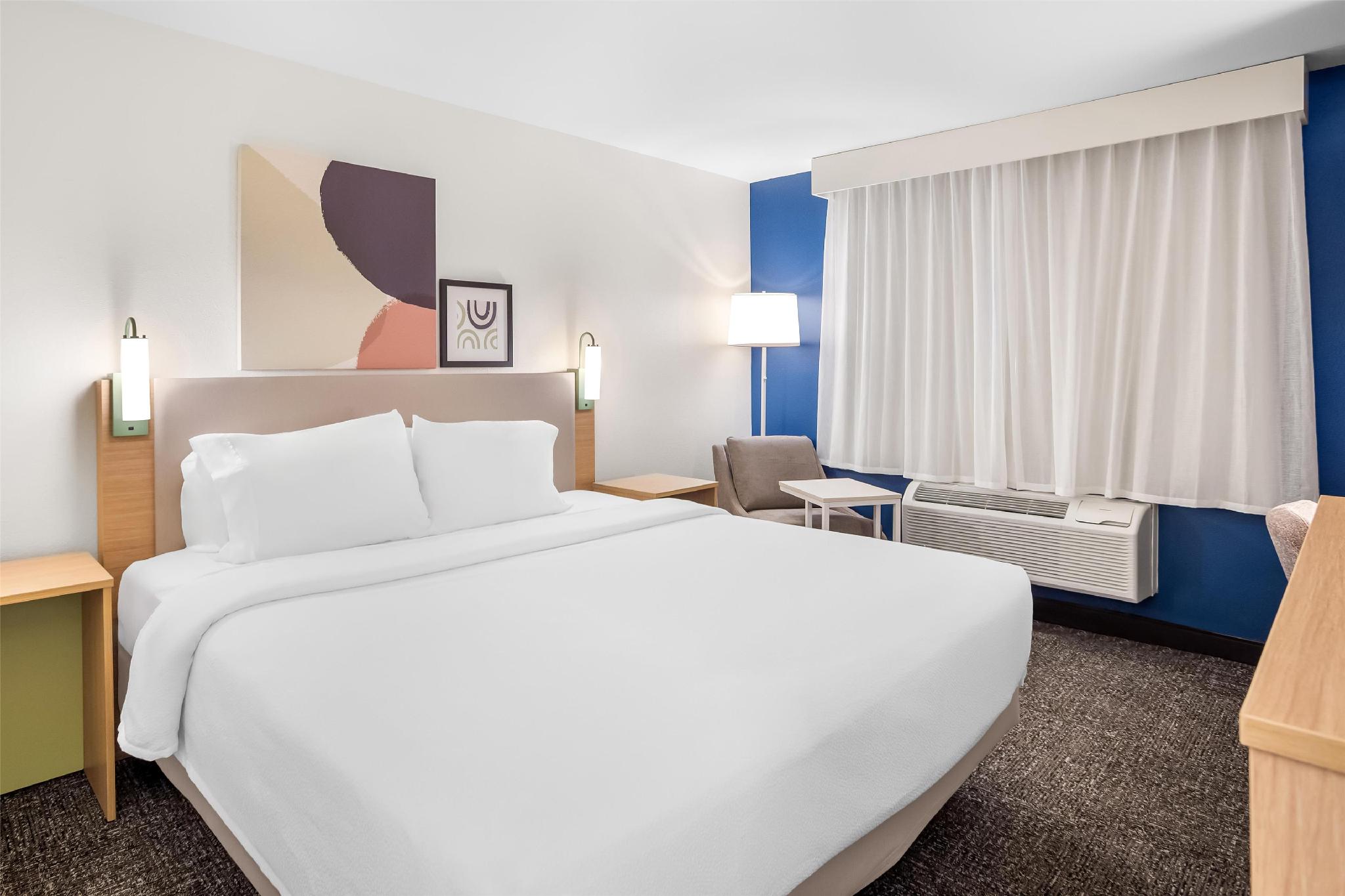 Spark by Hilton Kent Seattle 写真
