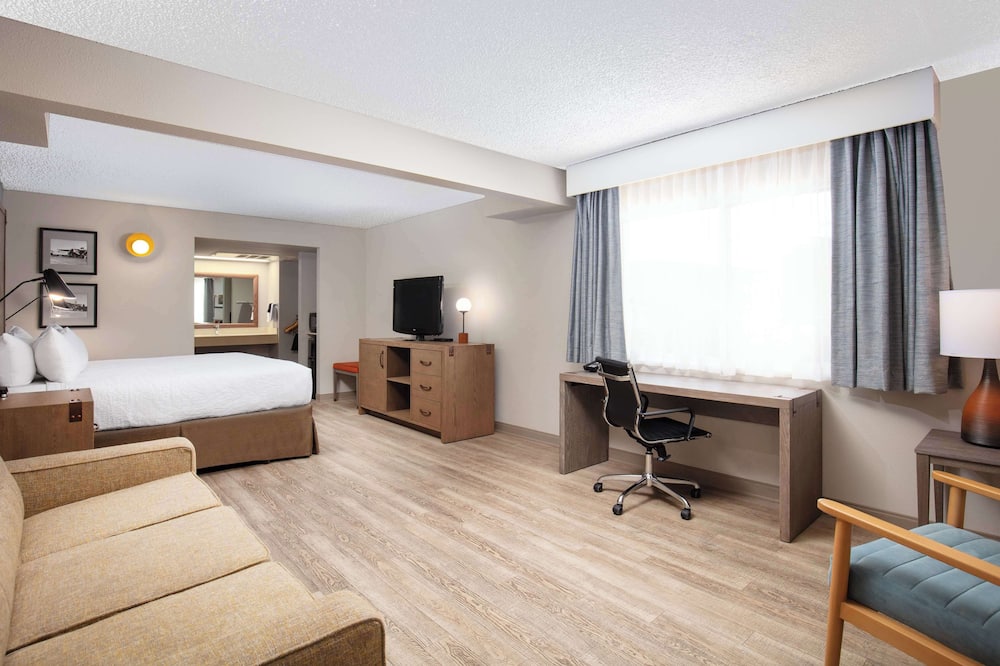 ベストウェスタン プラス キングス イン & スイーツ 写真