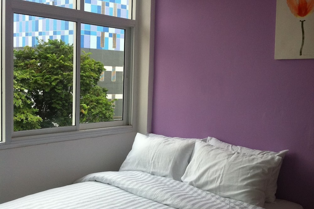 ナントラ エカマイ ホテル 写真