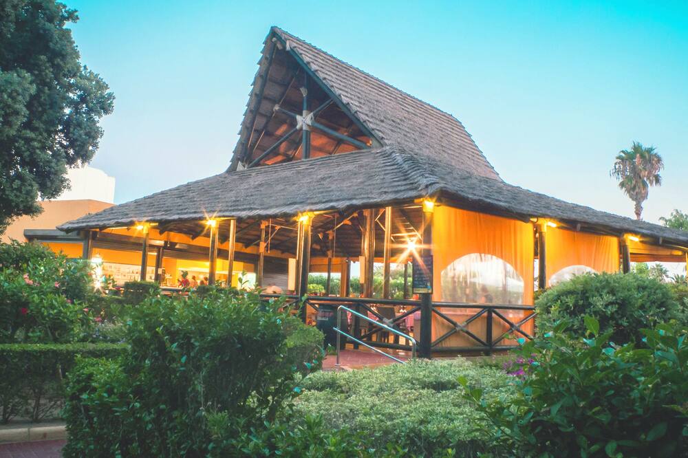 PLAYABALLENA SPA HOTEL 写真