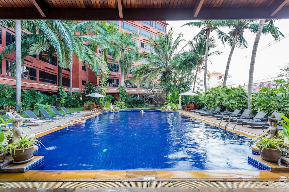 ノヴァ パーク ホテル 写真