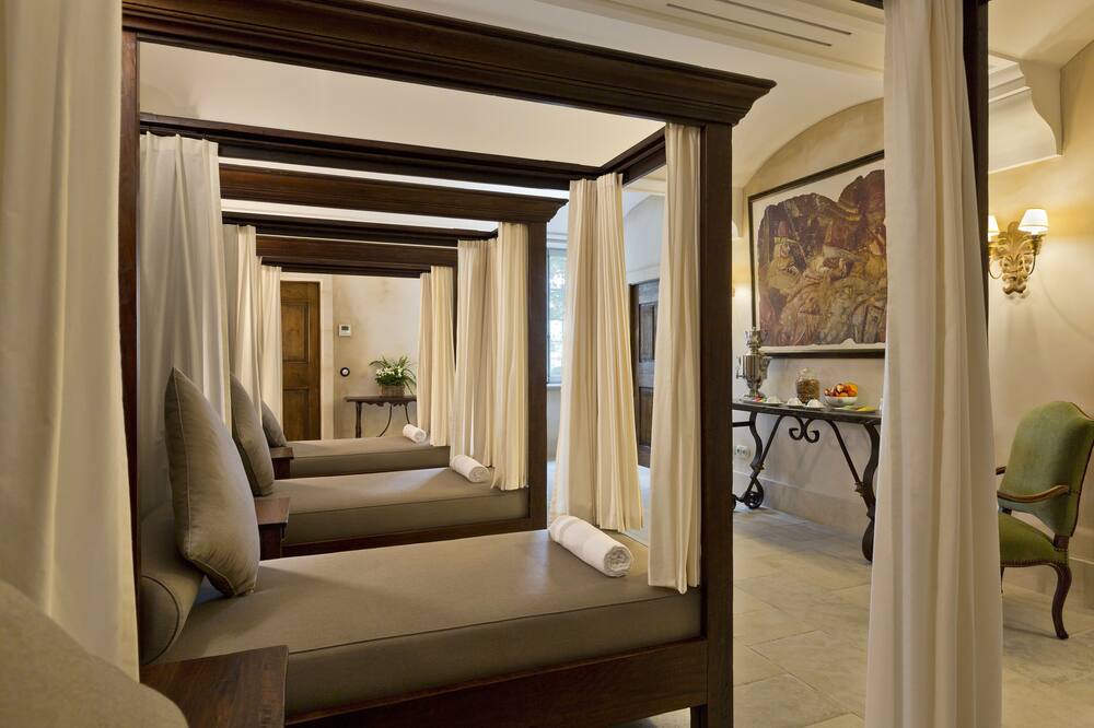 エレル ラ バスティード ドゥ ゴルド 写真