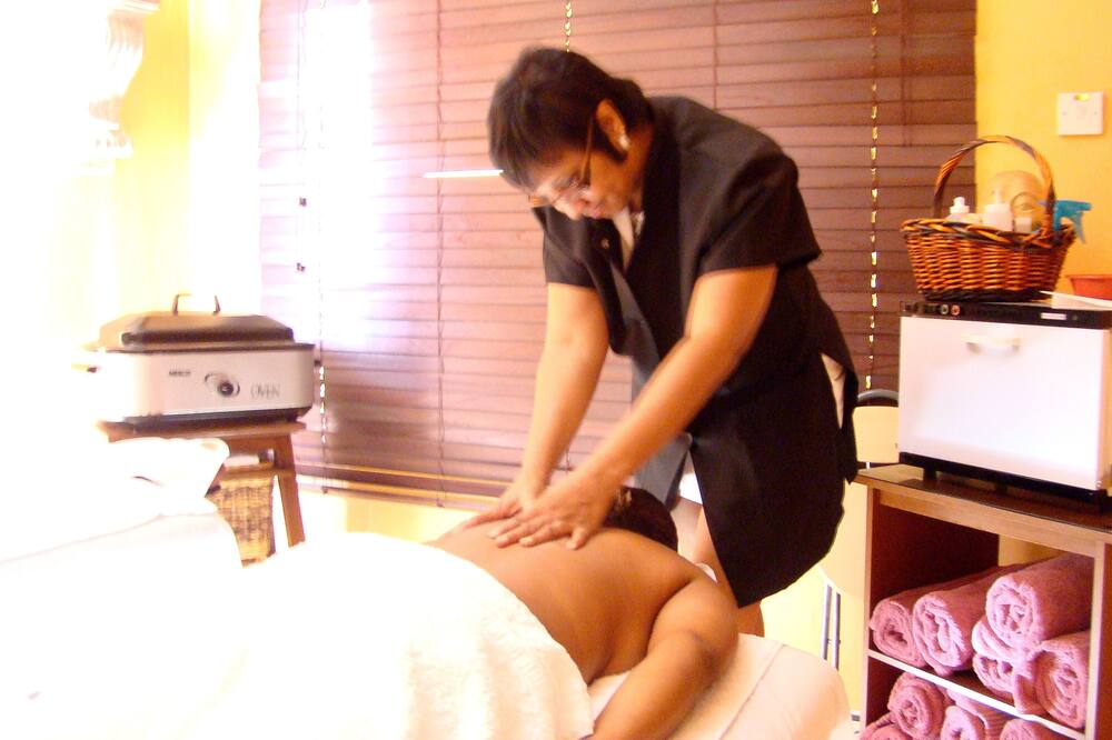 アルタモント ウエスト ホテル 写真