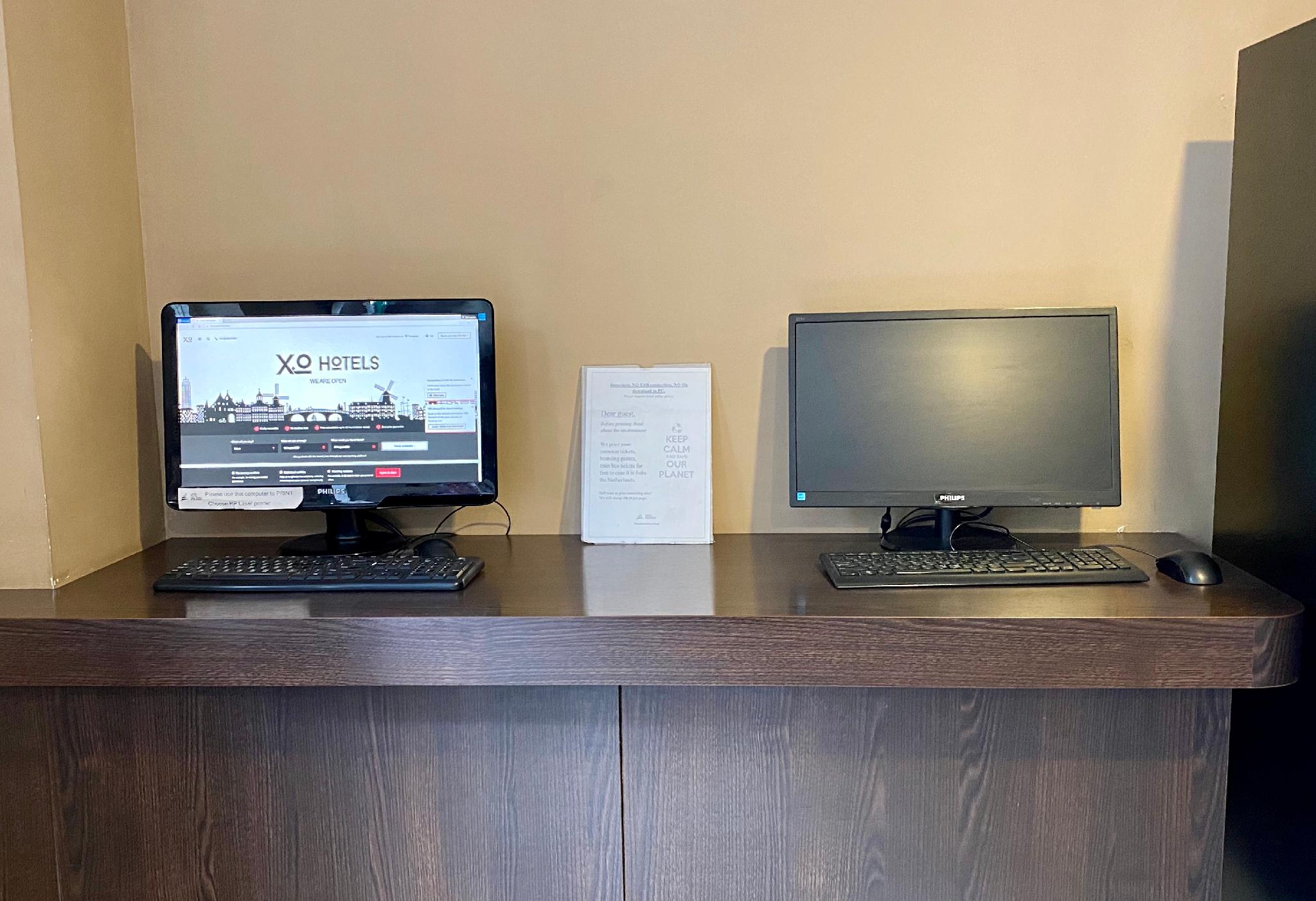 ホテル ヴァン ゴッホ 写真