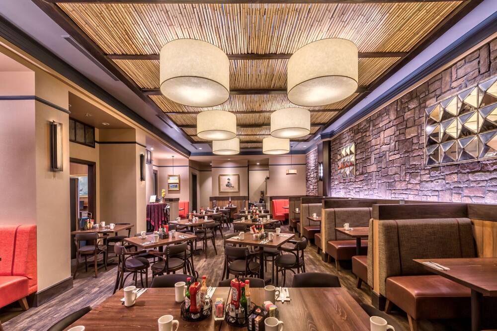 バラノフ ダウンタウン BW シグネチャー コレクション 写真