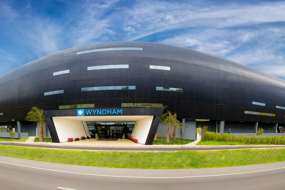 ウィンダム キト エアポート 写真