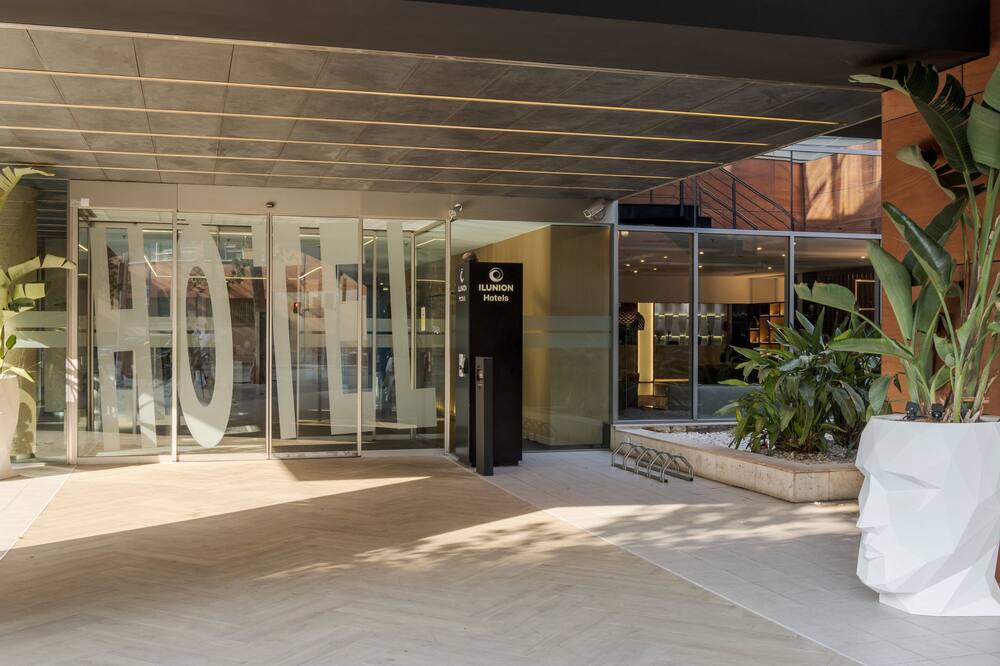 イルニオン バルセロナ ホテル 写真