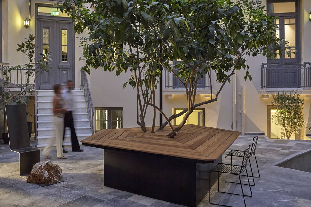 インアテネ 写真