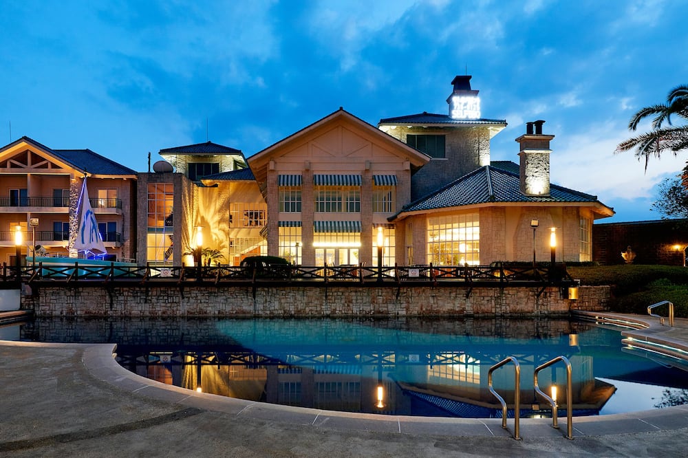 ザ スイーツ ホテル チェジュ 写真