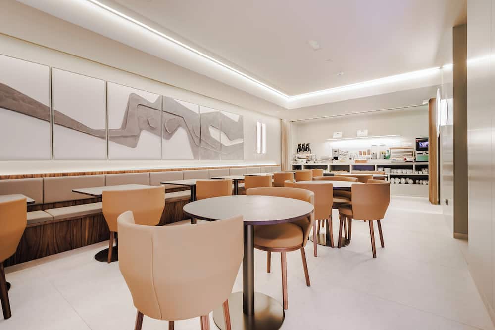 ホテル ホワイト リスボア 写真