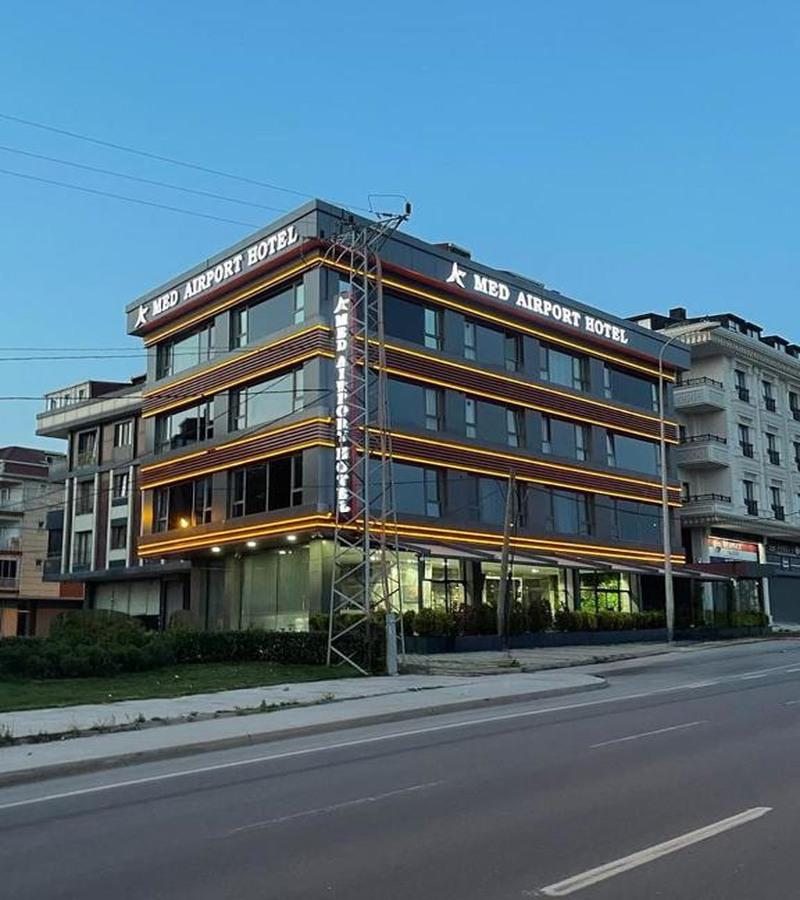 メッド エアポート ホテル 写真