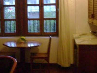 ホテル バラ 写真