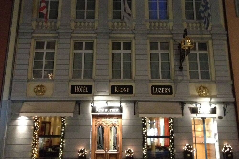 アルトシュタット ホテル クローネ 写真