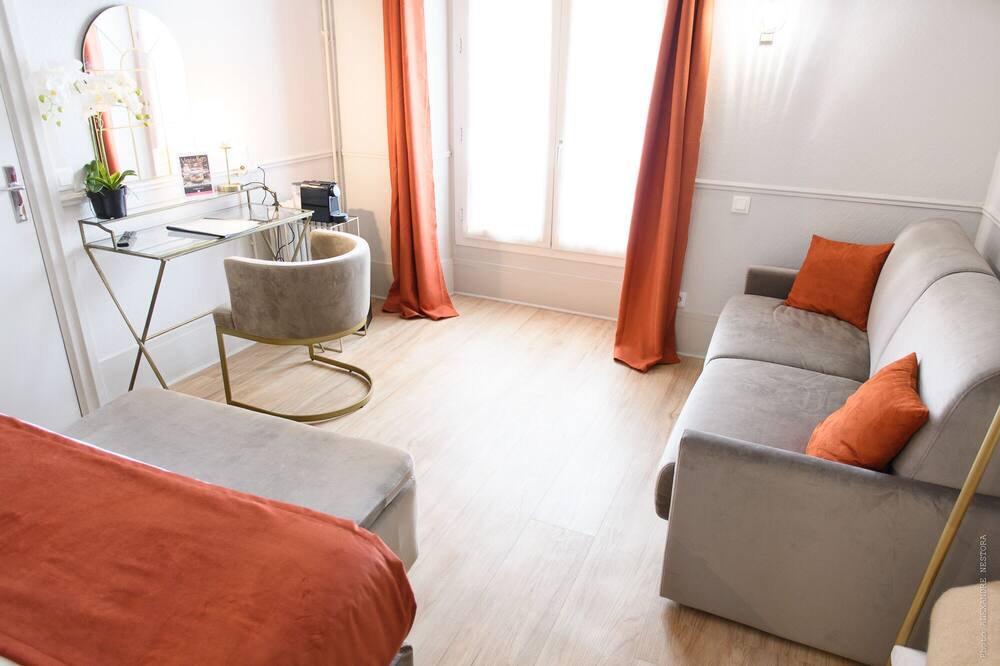 ホテル デ ロワ ベルサイユ 写真