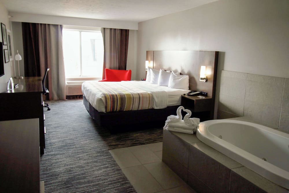 カントリー イン & スイーツ バイ ラディソン カウンシル ブラフス アイオワ 写真