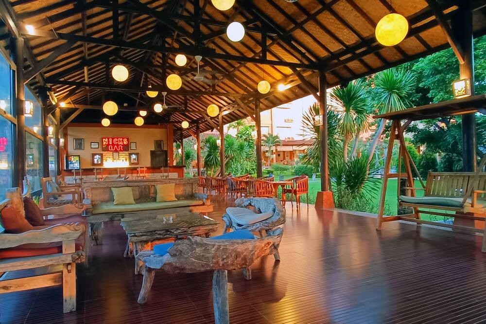 ザ ジャカルタ スイート コモド フローレス 写真