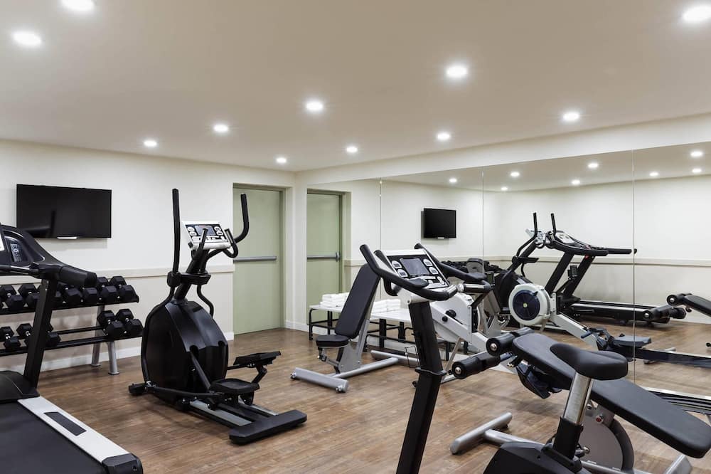 アダジオ ラ デファンス クルブヴォア 写真