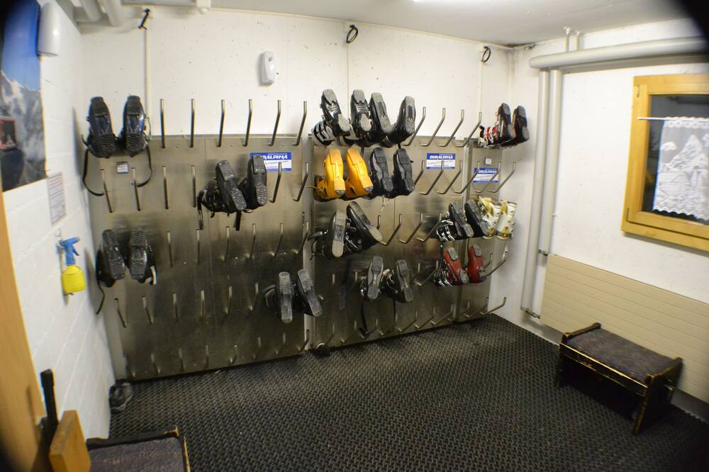 ホテル アドニス 写真