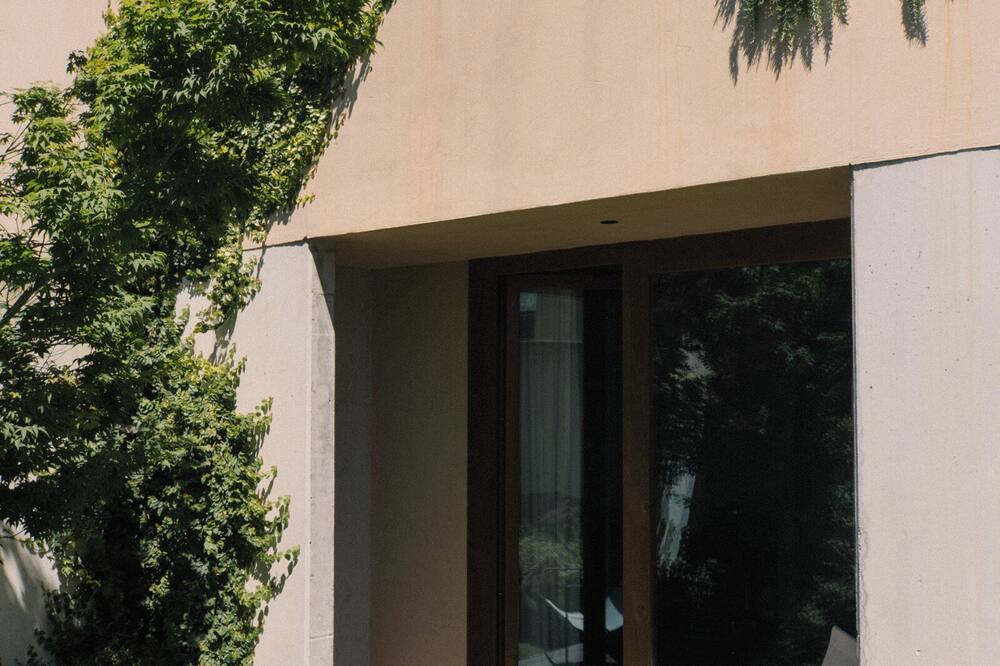 アウトサイト ポルト ムウコ 写真