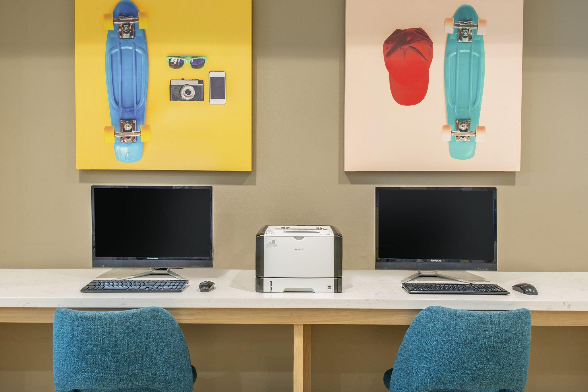 ホリデイ イン オーランド ディズニー スプリング エリア バイ IHG 写真