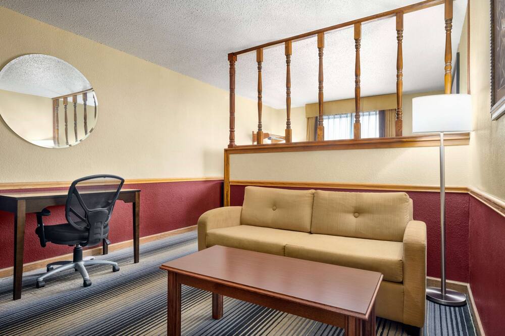 スーパー 8 バイ ウィンダム メイズビル ケンタッキー 写真