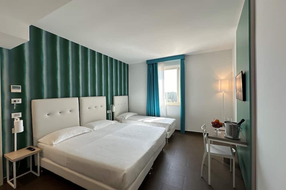 ホテル イル ピッコロ ジャルディーノ 写真