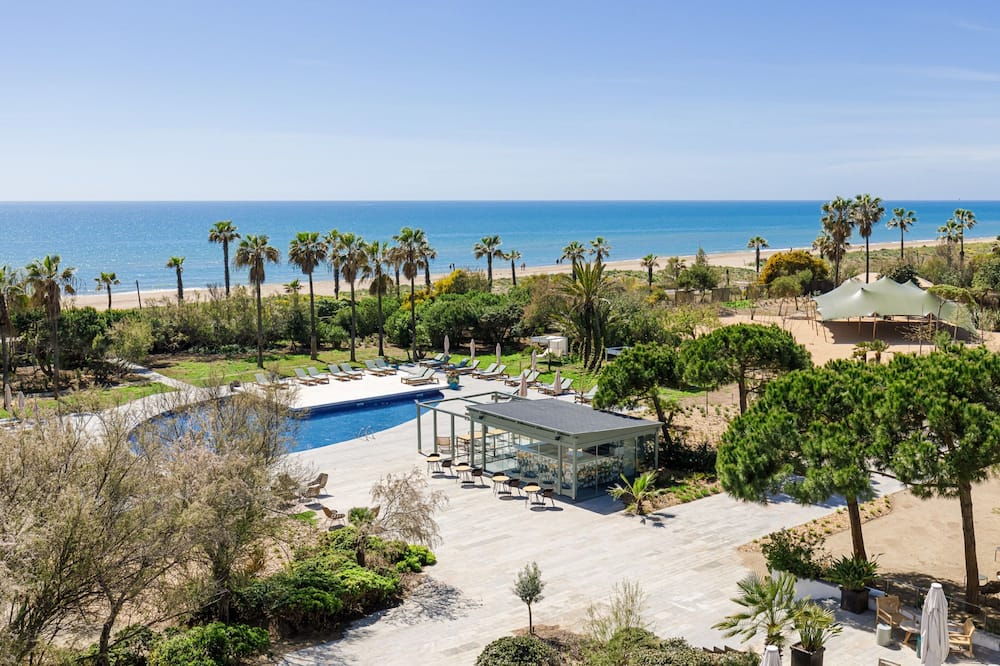 AC Hotel Gavà Mar 写真