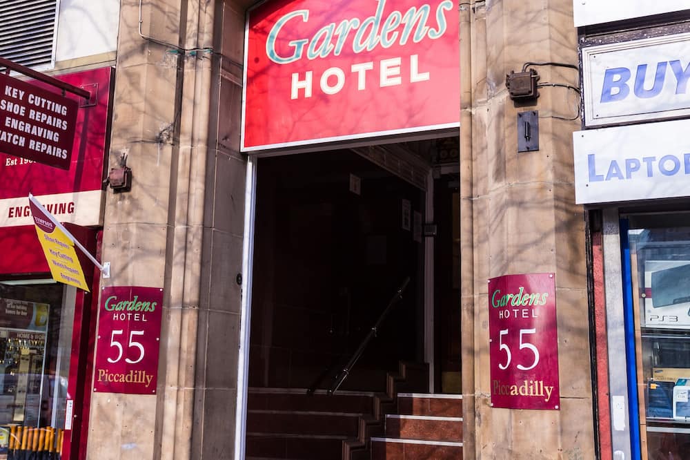 ガーデンズ ホテル 写真