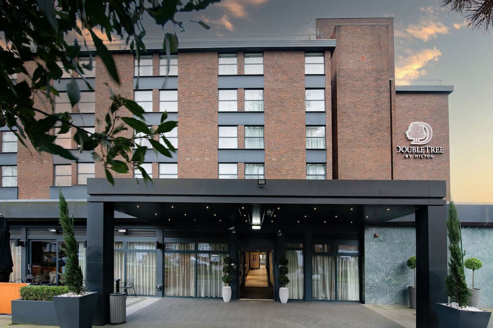 ダブルツリー バイ ヒルトン ロンドン イーリング 写真