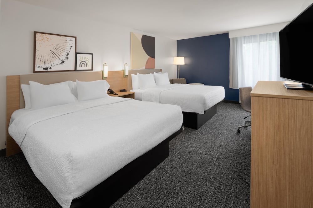 Spark by Hilton Decatur 写真