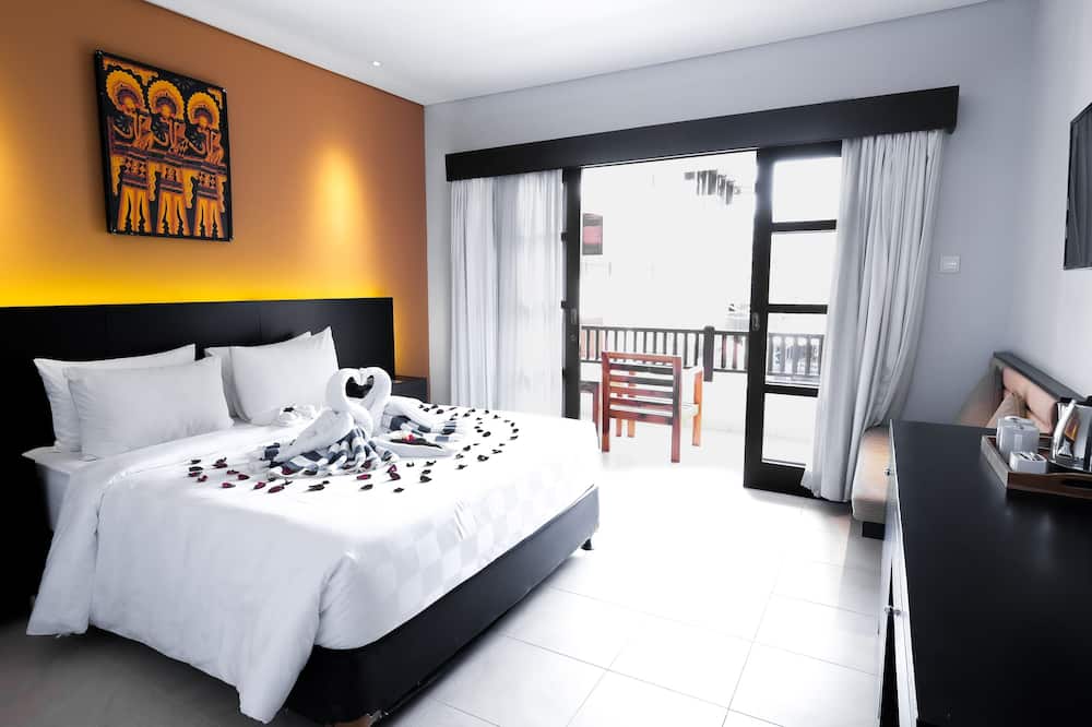 フォーティーン ローゼス ビーチ ホテル 写真