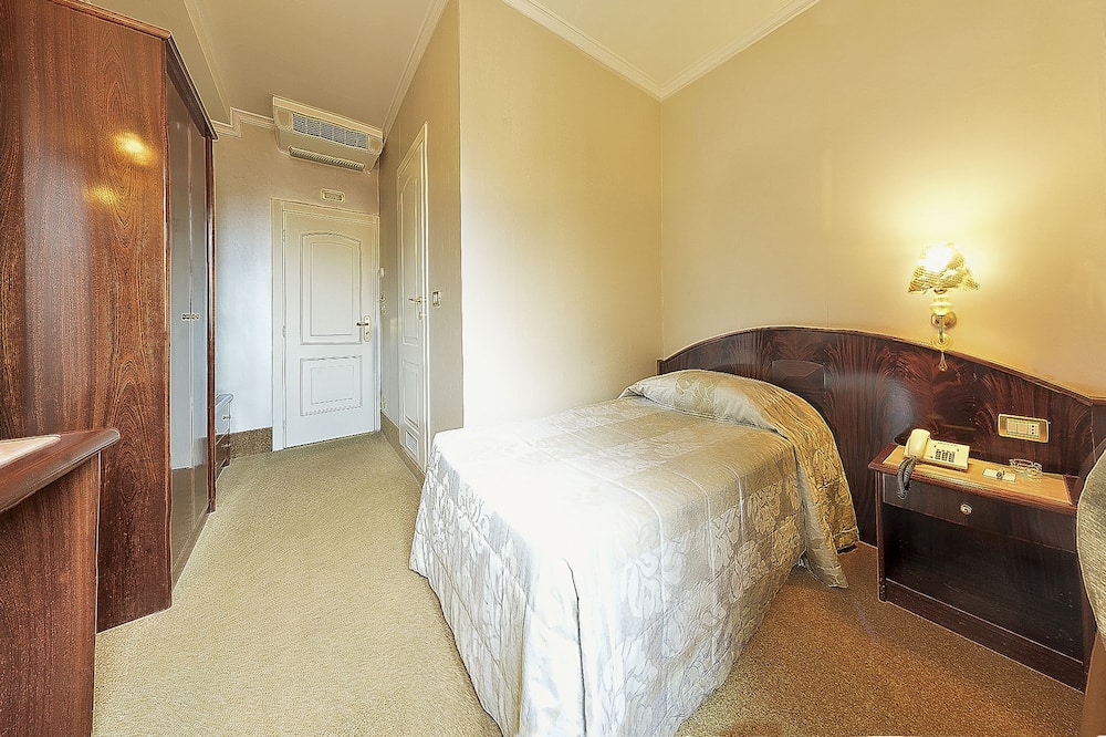 ヅァンホテル トレ ヴェッチ 写真