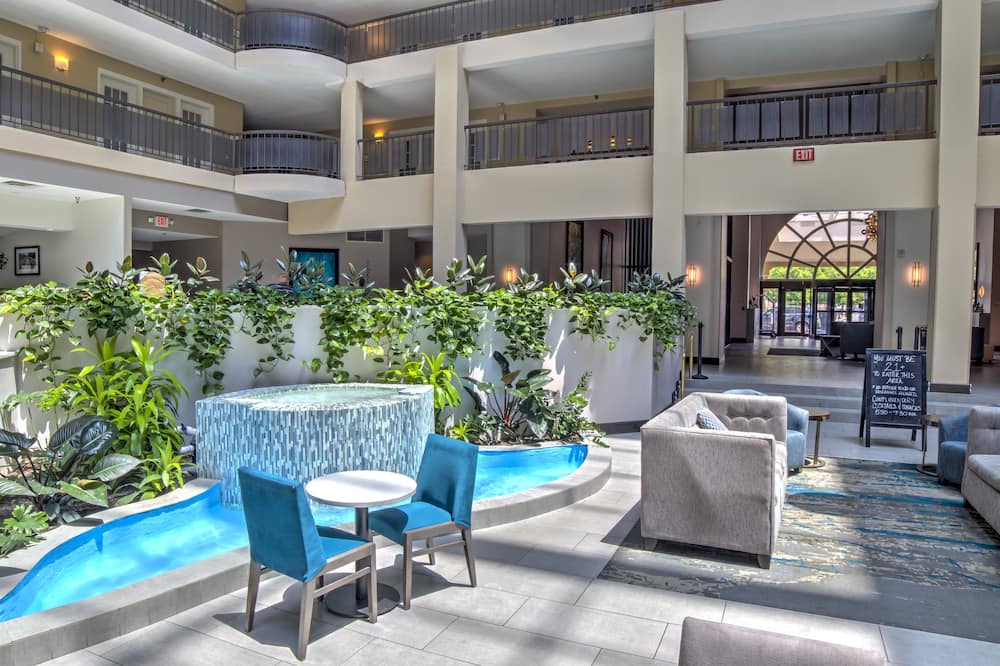 エンバシー スイーツ バイ ヒルトン インディアナポリス ノース 写真