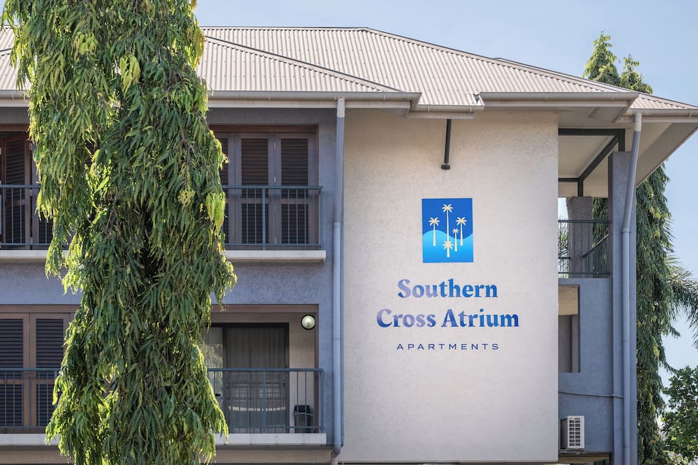 サザン クロス アトリウム アパートメンツ 写真