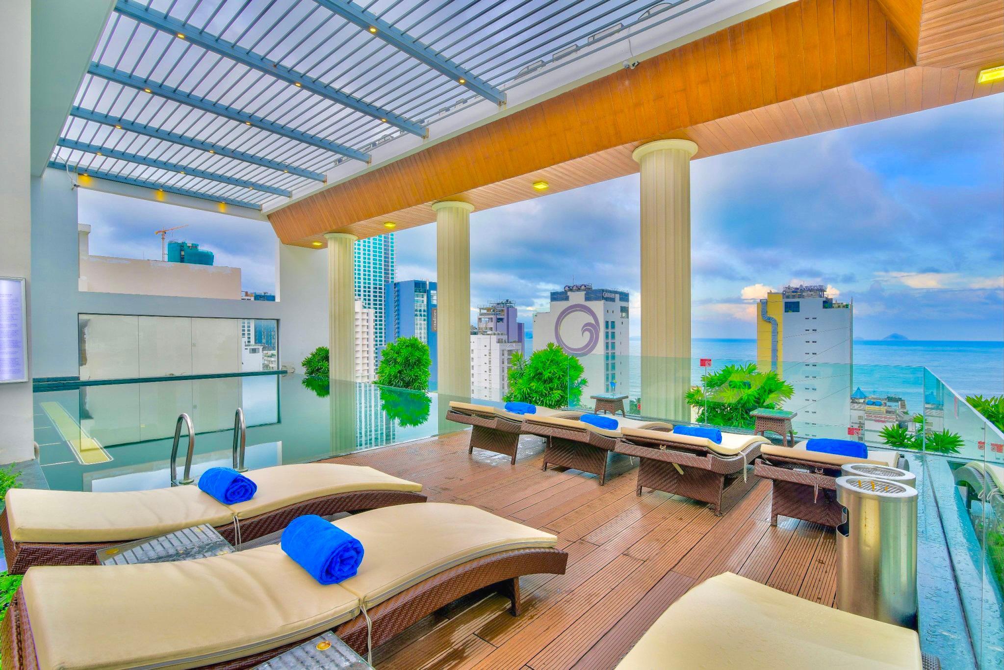 ポセイドン ニャチャン ホテル 写真