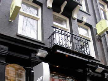 Weber Hotel 397 写真