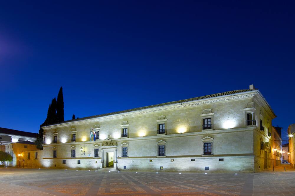 パラドール デ ウベダ 写真