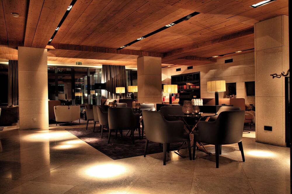 Hotel Madlein 写真