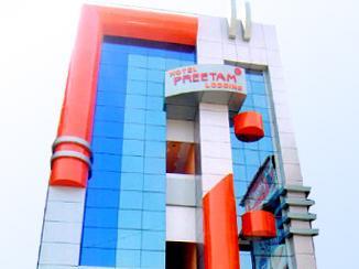 ホテル プリータム 写真