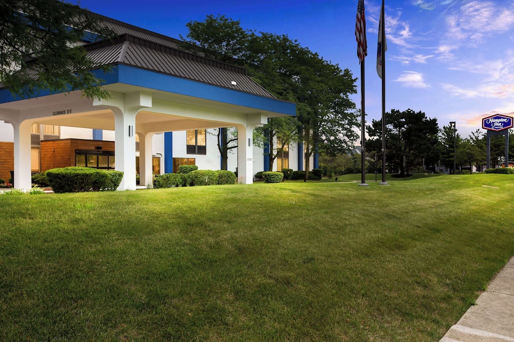 ハンプトン イン シカゴ ナパービル ニア NIU カンファレンス センター 写真