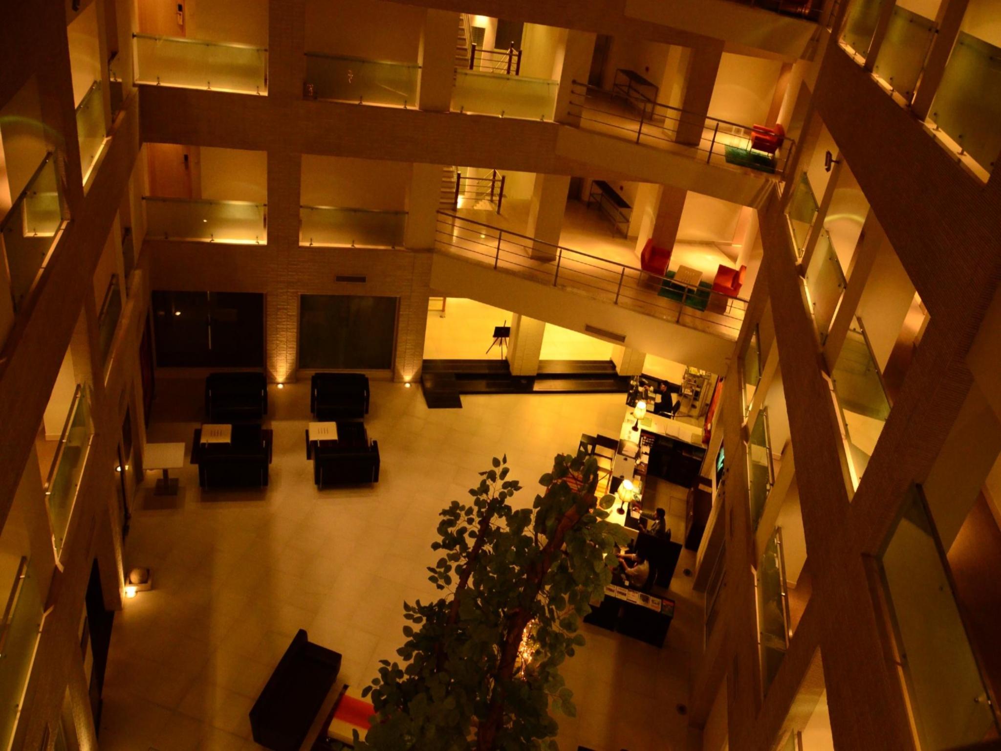 アヴァロン コートヤード 写真